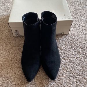 A New Day women’s Delilah heeled ankle boots